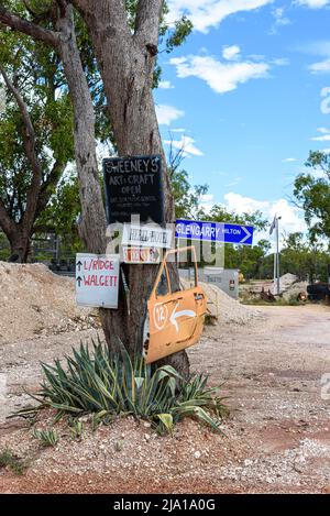 Door 12 auf der Orange Car Door Tour durch das Sheepyard Inn in den Grawn Opal Fields von New South Wales Stockfoto