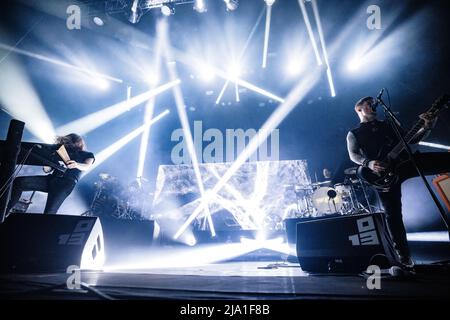 Tilburg, Niederlande. 22., April 2022. James Kent und Johannes Persson spielen ein Live-Konzert während des niederländischen Musikfestivals Roadburn Festival 2022 in Tilburg. (Foto: Gonzales Photo - Peter Troest). Stockfoto