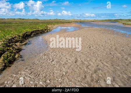 Newborough im Südwesten von Anglesey ist ein Küstennaturreservat mit Sanddünen und Strand Stockfoto