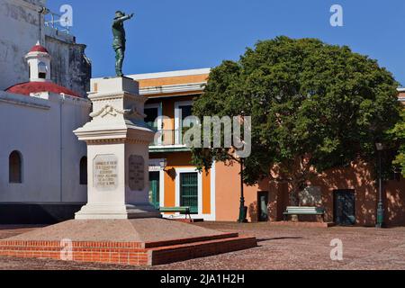 Statue von Ponce de Leon San Jose Plaza Old San Juan PR H Stockfoto