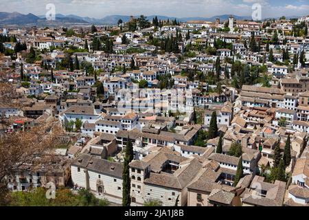 Blick auf das Viertel Albaicín von der Alhambra in Granada Spanien Stockfoto