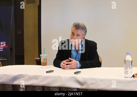 Beverly Hills, USA. 17.. Februar 2016. Ray Liotta bei der Pressekonferenz der TV-Serie „Shades of Blue“, die am 16. Februar 2016 im Four Seasons Hotel in Beverly Hills, Kalifornien, stattfand. © JRC Photo Library/The Hollywood Archive (Alle Rechte vorbehalten) Aktenzeichen # 32850 011JRC Credit: PictureLux/The Hollywood Archive/Alamy Live News Stockfoto