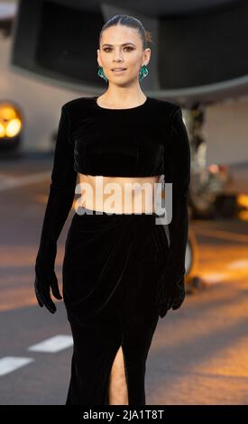 Hayley Atwell nimmt am 19. Mai 2022 an der Royal Film Performance „Top Gun: Maverick“ am Leicester Square in London, England, Teil. Stockfoto