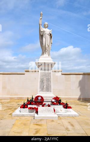 26/05/2022 Sheerness On Sea. Isle Sheppey UK Sheerness on Sea ist eine Küstenstadt an der Kent-Seite der Themse-Mündung. Die Kriegsmemoria der Stadt Stockfoto