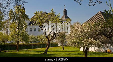 Haus Neersdonk, burgenähnliche ehemalige Adelsresidenz, Bezirk Vorst, Tönisvorst, Niederrhein, Nordrhein-Westfalen, Deutschland Stockfoto