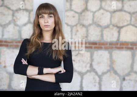 Die belgische Schauspielerin Mya Bollaers posiert während der Porträtsitzung in Madrid. 14. Juni 2021 Spanien mit: Mya Bollaers wo: Madrid, Spanien Wann: 14. Juni 2021 Credit: Oscar Gonzalez/WENN Stockfoto