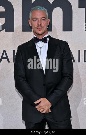 Cannes, Frankreich, 26. Mai 2022. Diplo nimmt an der amfAR Gala während der Filmfestspiele von Cannes 75. in Cannes, Frankreich, am 26. Mai 2022 Teil. Foto von Julien Reynaud/APS-Medias/ABACAPRESSS.COM Stockfoto