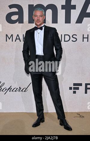 Cannes, Frankreich, 26. Mai 2022. Diplo nimmt an der amfAR Gala während der Filmfestspiele von Cannes 75. in Cannes, Frankreich, am 26. Mai 2022 Teil. Foto von Julien Reynaud/APS-Medias/ABACAPRESSS.COM Stockfoto