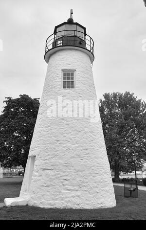 Concord Point Lighthouse ist der zweitälteste Leuchtturm in Maryland und das Symbol von Havre de Grace. Erbaut 1827, stillgelegt 1975. Stockfoto