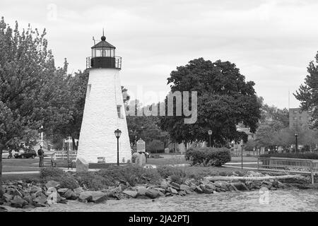 Concord Point Lighthouse ist der zweitälteste Leuchtturm in Maryland und das Symbol von Havre de Grace. Erbaut 1827, stillgelegt 1975. Stockfoto