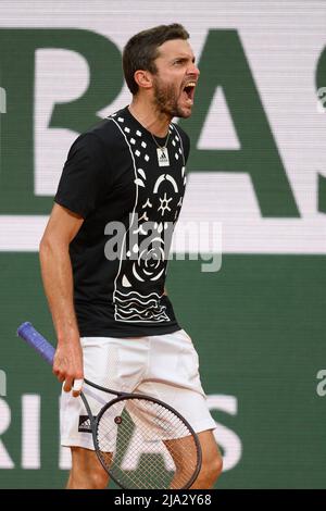 Paris, Frankreich. 26. Mai 2022, Gilles Simon von Frankreich während des fünften Tages von Roland Garros am 26. Mai 2022 in Paris, Frankreich. Foto von Laurent Zabulon/ABACAPRESS.COM Stockfoto