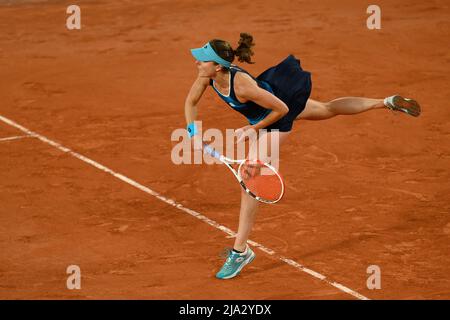 Paris, Frankreich. 26. Mai 2022, Alize Cornet aus Frankreich während des fünften Tages von Roland Garros am 26. Mai 2022 in Paris, Frankreich. Foto von Laurent Zabulon/ABACAPRESS.COM Stockfoto