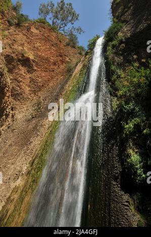 Blick auf den Wasserfall Tanur, im Ayun Stream Nature Reserve, Obergaliläa, Nord-Israel Stockfoto