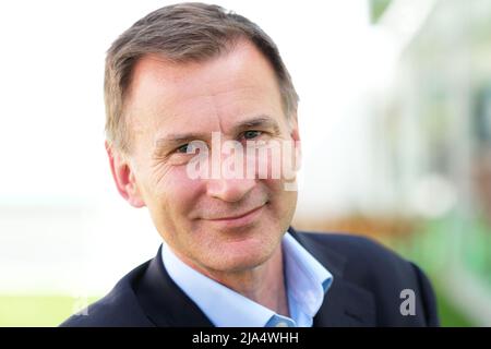 Hay Festival, Hay on Wye, Wales, Großbritannien – Freitag, 27.. Mai 2022 – der ehemalige Gesundheitsminister von Hay, Abgeordneter von Jeremy Hunt, spricht über sein neues Buch Zero - Eliminierung unnötiger Todesfälle im NHS - Foto Steven May / Alamy Live News Stockfoto