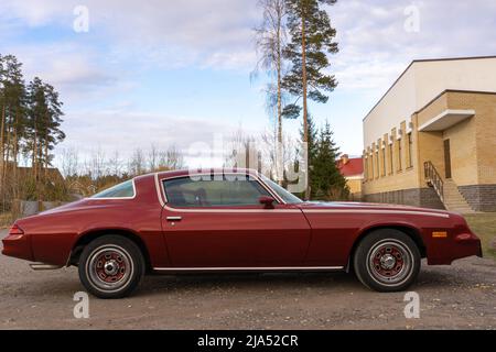 Sosnovy Bor, Russland - 03. Mai 2022: Chevrolet Camaro 1979 Stockfoto