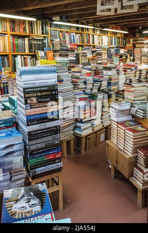 Libreria Bertoni Buchhandlung, Venedig, Italien Stockfoto