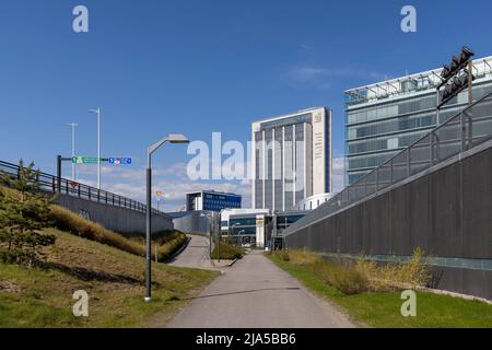 Hohe Bürogebäude im Stadtteil Keilalahti in Espoo Stockfoto