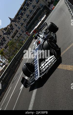 Monte Carlo, Fürstentum Monaco. 27.. Mai 2022. Yuki Tsunoda (JAP) Alpha Tauri AT03 während DER FORMEL 1 GRAND PRIX DE MONACO 2022 Freies Training, Formel 1 Meisterschaft in Monte Carlo, Fürstentum Monaco, Mai 27 2022 Quelle: Independent Photo Agency/Alamy Live News Stockfoto