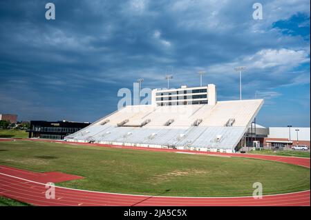 Wichita, Kansas, USA: 6-2021: Cessna Stadium auf dem Campus der Wichita State University Stockfoto