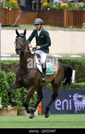 Bertram Allen (IRL) während des Premio n. 6 - Nations Cup des CSIO Rom 89. 2022 auf der Piazza di Siena in Rom am 27. Mai 2022 Stockfoto