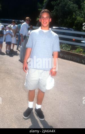 Los Angeles, California, USA 9.. Juni 1996 Darsteller Ben Savage nimmt am 9. Juni 1996 in Los Angeles, Kalifornien, USA, an der „A Time for Heroes Benefit“ der Elizabeth Glaser Pediatric AIDS Foundation Teil. Foto von Barry King/Alamy Stockfoto Stockfoto