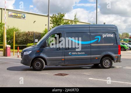 Amazon Prime 100% Electric Morning Deliveries from Preston Depot; Lancashire UK Stockfoto