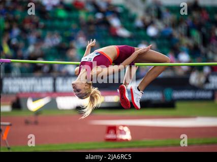 27. Mai 2022 Eugene ODER USA: Yuliya Levchenko räumt die Bar während des Nike Prefontaine Classic Night Meet im Hayward Field Eugene ODER Thurman James/CSM Stockfoto