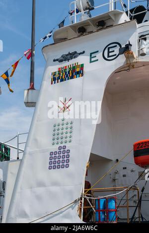 Staten Island, USA. 27.. Mai 2022. Die US-Küstenwache Sycamore, die US-Küstenwache zuverlässig und die USS Milmaukee dockten am Homeport Pier in Staten Island, NY, 27. Mai 2022 für die jährliche Flottenwoche 34.. (Foto: Steve Sanchehz/Sipa USA) Quelle: SIPA USA/Alamy Live News Stockfoto