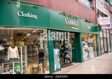 Belfast, Großbritannien. 28.. Mai 2022. Mehrere Geschäfte in Belfast schließen früh, vor der NI Centenary Parade Credit: Bonzo/Alamy Live News Stockfoto