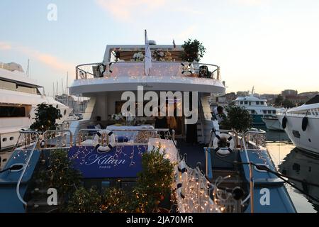 27. Mai 2022, Cannes, Cote d'Azur, Frankreich: Killian Paris Kool Yacht Party während der jährlichen Filmfestspiele von Cannes 75. (Foto: © Mickael Chavet/ZUMA Press Wire) Stockfoto