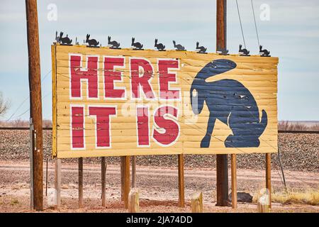 Jack Rabbit Trading Post Here Es ist ikonische Route 66 Plakatwand Stockfoto