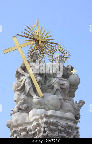 Replik-Statue der Pest-Säule der Heiligen Dreifaltigkeit, ursprünglich im 18.. Jahrhundert errichtet, Szentharomsag Ter, Burgviertel, Var, Budapest, Ungarn Stockfoto