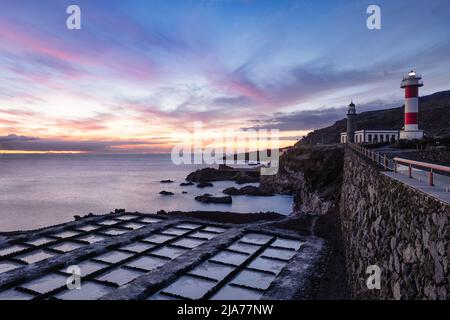 Sonnenuntergang auf den Salinationsfeldern von Salinas de Fuencaliente auf La Palma, Kanarische Inseln Stockfoto