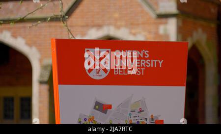 Queens University Belfast - BELFAST, Großbritannien - 24. APRIL 2022 Stockfoto