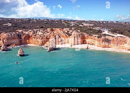 Luftaufnahme von praia de Marinha an der Algarve Portugal Stockfoto