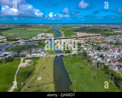 Rhuddlan Castle / Castell Rhuddlan Lufttrommel Fotos Stockfoto