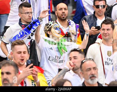 Saint Denis, Frankreich. 28.. Mai 2022. Real Madrid Fans während eines Fußballspiels zwischen Liverpool Football Club und Real Madrid CF im UEFA Champions League Finale 2021 - 2022 im stade de France in Paris, samstag, 28. Mai 2022 in Paris, Frankreich. FOTO SPORTPIX | DAVID CATRY DAVID CATRY Quelle: SPP Sport Press Foto. /Alamy Live News Stockfoto