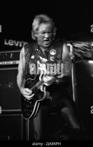 Alvin Lee (geboren Graham Anthony Barnes; 19. Dezember 1944 C 6. März 2013) war ein englischer Sänger und Gitarrist, am besten bekannt als der Leadsänger und Leadgitarrist der Blues-Rock-Band Ten Years After,Foto Kazimierz Jurewicz Stockfoto