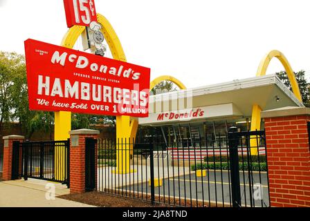 Das ursprüngliche McDonald's Restaurant steht in des Plaines, Illinois Stockfoto