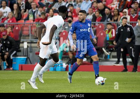 Toronto, Ontario, Kanada. 28.. Mai 2022. Alejandro Pozuelo (10) in Aktion während des MLS-Spiels zwischen dem FC Toronto und dem FC Chicago Fire. Das Spiel endete 3-2 für den FC Toronto. (Bild: © Angel Marchini/ZUMA Press Wire) Stockfoto