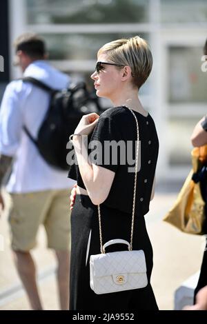 Cannes, Frankreich. 28.. Mai 2022. Michelle Williams nimmt an der Fotoschau für den Film Showing Up Teil, der am 28. Mai 75. im Rahmen der Filmfestspiele von Cannes 2022 in Cannes, Frankreich, gezeigt wird. Foto von Franck Castel/ABACAPRESS.COM Quelle: Abaca Press/Alamy Live News Stockfoto