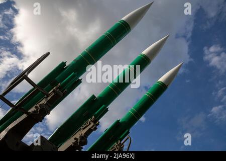 Tula, Russland. 28.. Mai 2022. Flak-Lenkraketen des Raketenabwehrkomplexes 'Cube M1' im Tula State Museum of Weapons in der Stadt Tula., Russland Stockfoto