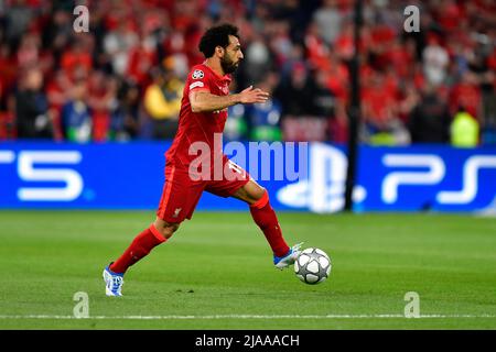 Paris, Frankreich. 28.. Mai 2022. Mohamed Salah (11) aus Liverpool beim UEFA Champions League-Finale zwischen Liverpool und Real Madrid im Stade de France in Paris. (Foto: Gonzales Photo/Alamy Live News Stockfoto