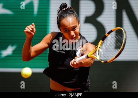 Leylah FERNANDEZ aus Kanada während des achten Tages von Roland-Garros 2022, French Open 2022, Grand Slam Tennisturnier am 29. Mai 2022 im Roland-Garros-Stadion in Paris, Frankreich - Foto: Matthieu Mirville/DPPI/LiveMedia Stockfoto