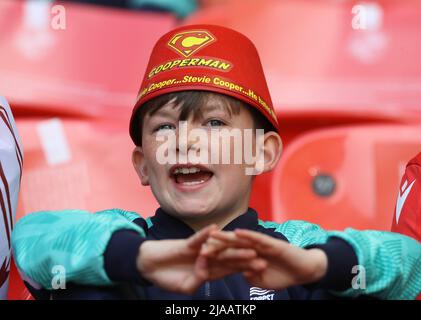 London, Großbritannien. 29.. Mai 2022. Ein Nottingham Forest Fan während des Sky Bet Championship Spiels im Wembley Stadium, London. Bildnachweis sollte lauten: Paul Terry/Sportimage Kredit: Sportimage/Alamy Live News Stockfoto