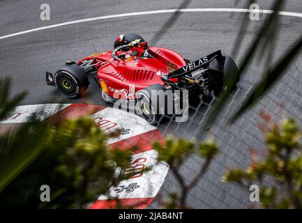 Monaco. 29.. Mai 2022. MONTE-CARLO - Carlos Sainz (55) mit dem Ferrari während des Grand Prix von Monaco F1 auf dem Circuit de Monaco am 29. Mai 2022 in Monte-Carlo, Monaco. REMKO DE WAAL Kredit: ANP/Alamy Live News Stockfoto