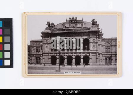 1., Opernring 2 - Staatsoper - Hauptfassade. Stengel & Co., Dresden, Verlag Stockfoto
