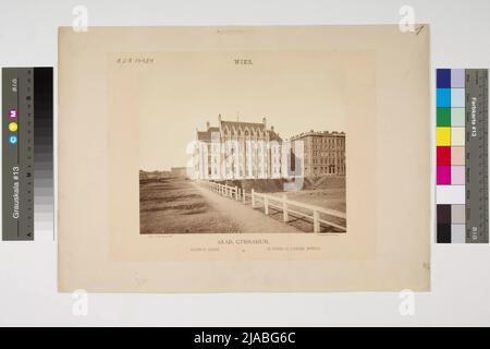 1., Beethovenplatz 1 - Akademisches Gymnasium. Oscar Kramer (1835-1892), Verlag Stockfoto