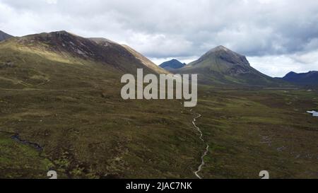 Luftaufnahme der Black Cullins auf der Isle of Skye, Schottland, Großbritannien Stockfoto