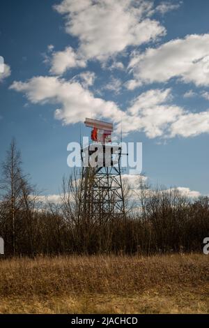 Radarturm am internationalen Flughafen von Manchester, Greater Manchester, Großbritannien. Stockfoto